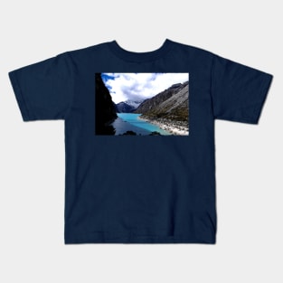 Beautiful turquoise blue Glacial lake. Kids T-Shirt